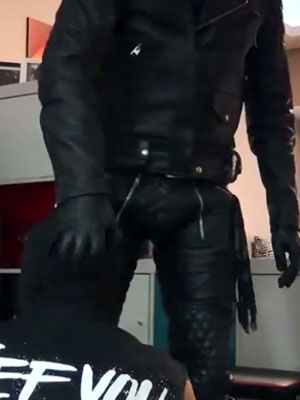 皮革骑乘：外卖[1G]