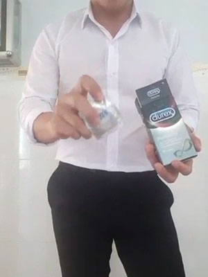 正装猛男吊环演示[69M]