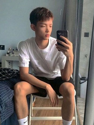 顺从的小奶狗[419M]