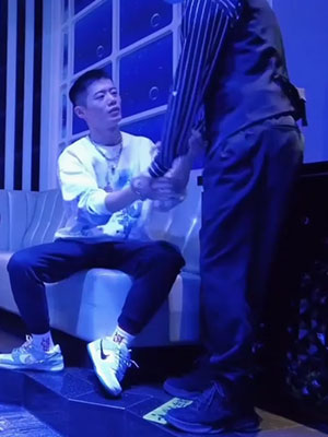 快乐风男：KTV[315M]