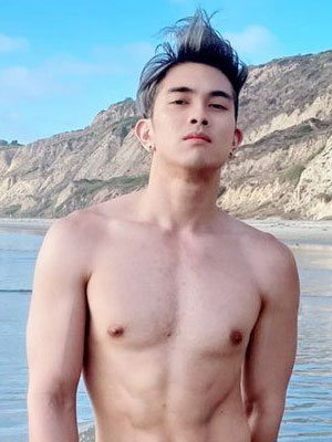 天菜肌肉男神 UBEDONUTHOLE[164M]