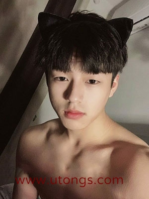 腹肌小哥轮小奶狗[433M]