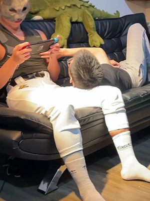 健壮書生：勾引[360M]