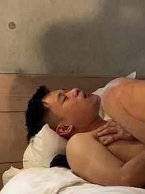 kuroshio1ko and seanDogyy[1.4G]