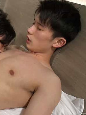 笑顔が可愛 巨根大学生[磁链/2.17G]