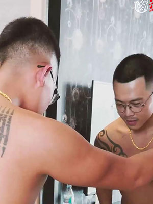 海苔酥：刺青肌肉猛男[775M]