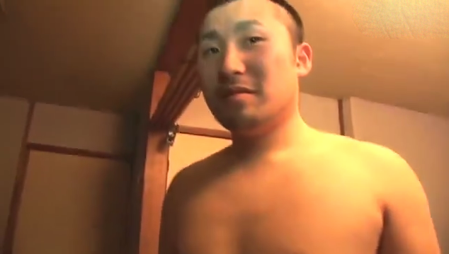 （熊）熊叔受x青年熊攻，口完雞巴再擴肛開菊調教後無套一頓猛艹[89M]