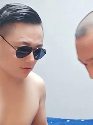 忠哥调教狗儿子[1.1G]