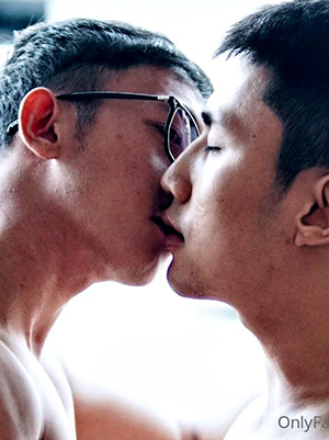 赵千岁勾黑皮眼镜哥[688M]