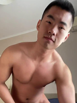 短发黑皮帅哥嗨C[395M]