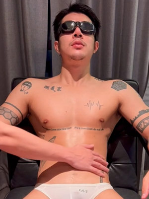 调教墨镜帅哥[335M]