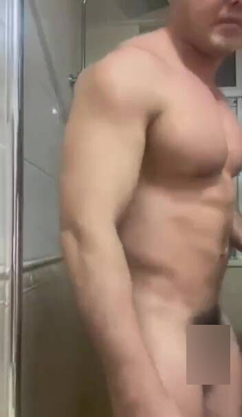 抖音大叔带你去健身[154M]