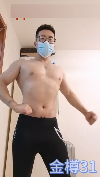 金樽系列 极品脂包肌健身教练被T教两部[386M]