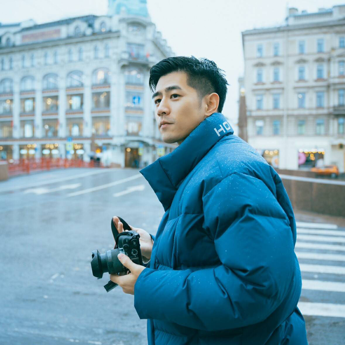 抖音旅行博主JFREE私聊视频两部曲[784M]