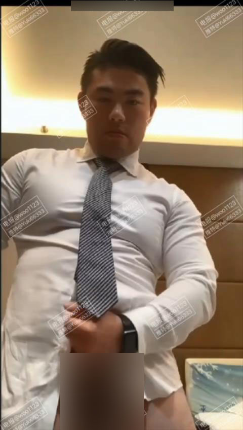 直男飛機場 - 肉壯商務熊經理專訪[337M]