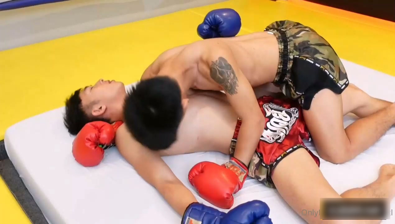 兩男子在拳擊場做愛 THE FLUKE XL &amp; BANK@Bikerz Mechanic[621M]