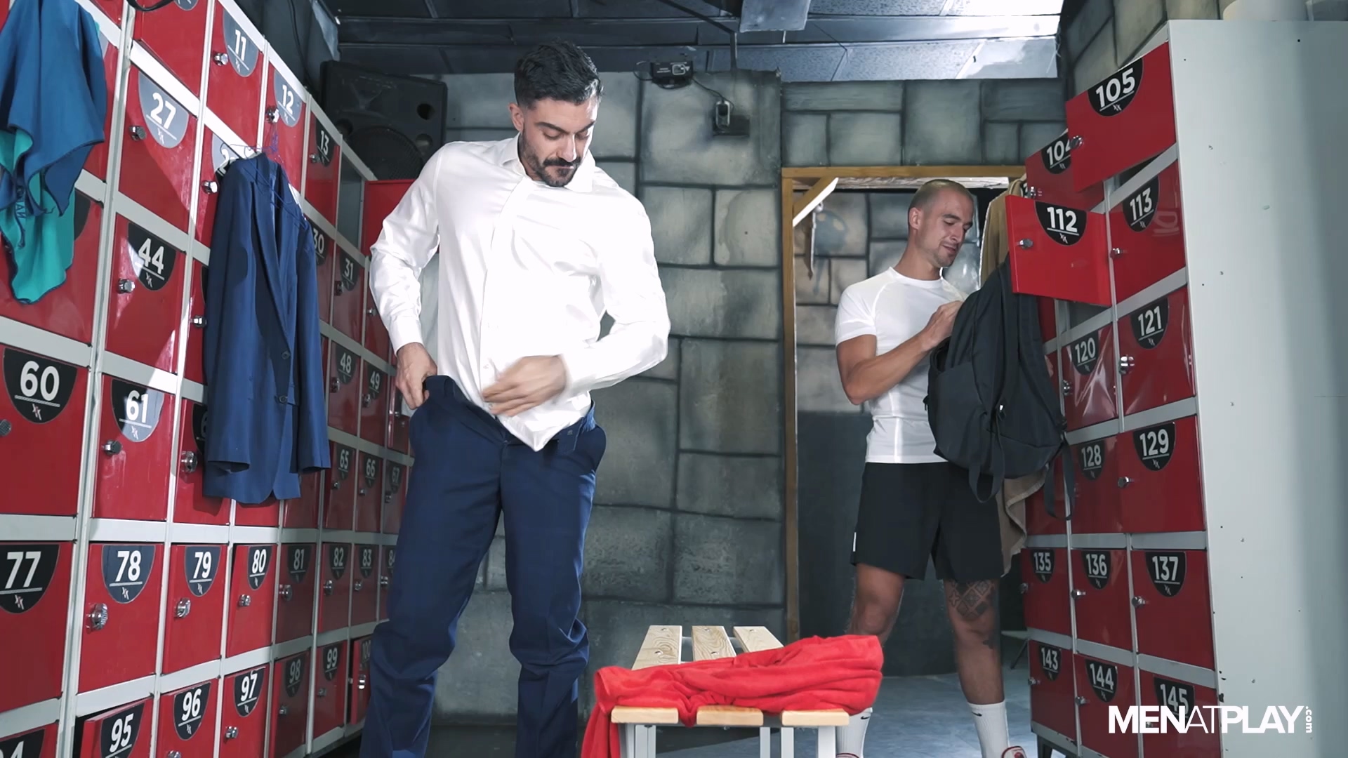 Gay - MENatPLAY - Twunk vs Suit - Jack Bandit, Nico Bello - Bareback - 1080p[1.34G]