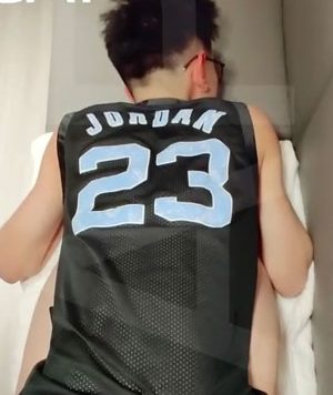 极品 黑球衣少年[969M]