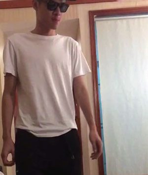 西北君君 墨镜小帅[788M]