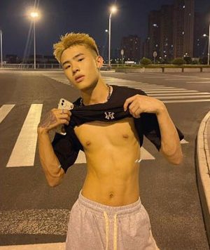 网红Ari阿瑞 图集+视频[343M]