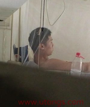 宿舍上铺的小哥哥[671M]