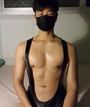 Tonmaii 皮革王子[751M]