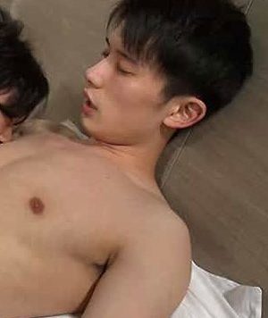 笑顔が可愛 巨根大学生[磁链/2.17G]