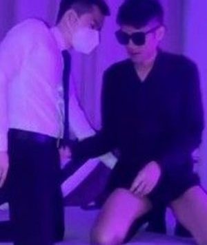 三公子：3人行正装play[467M]