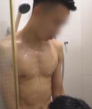 哥本大根与刺青肉壮男[728M]