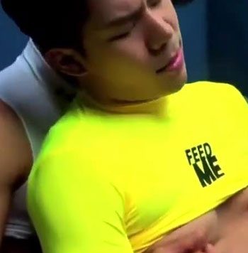 性感黑皮送餐小哥[176M]