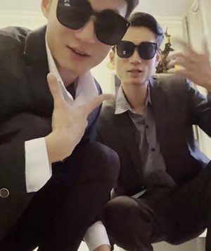 三木哥-双胞胎正装黑袜[1.11G]