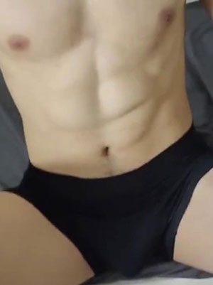 直男与0：体校生和伪娘[268M]