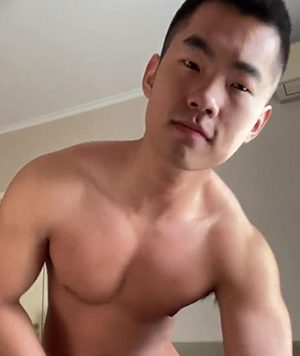 短发黑皮帅哥嗨C[395M]